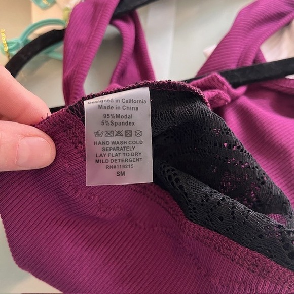 Beach Bunny Anise Tank Top Lace Trim Button‎ Front Ribbed Cropped Purple Small - Picture 6 of 6